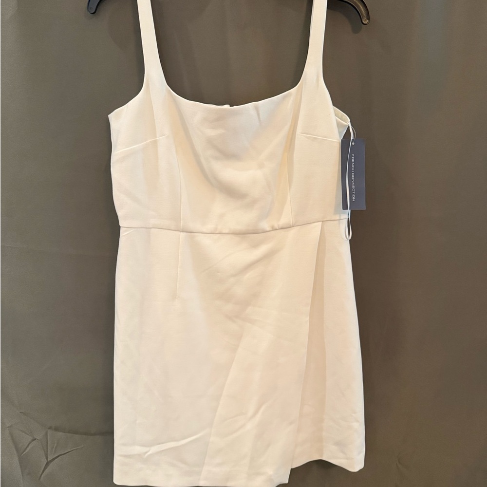 Elegant Cream Sleeveless Dress